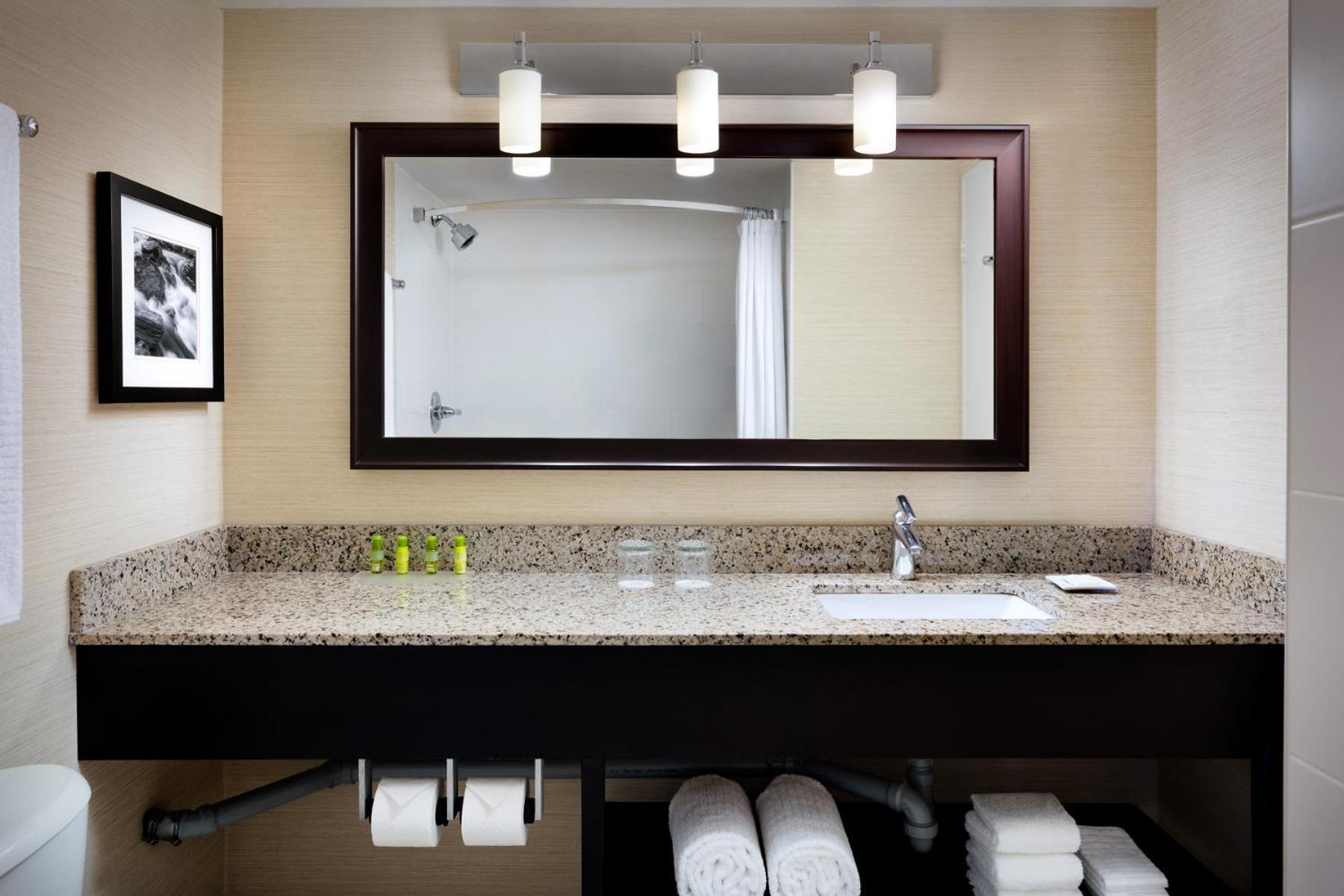 Delta Hotels By Marriott Sault Ste. Marie Waterfront Esterno foto
