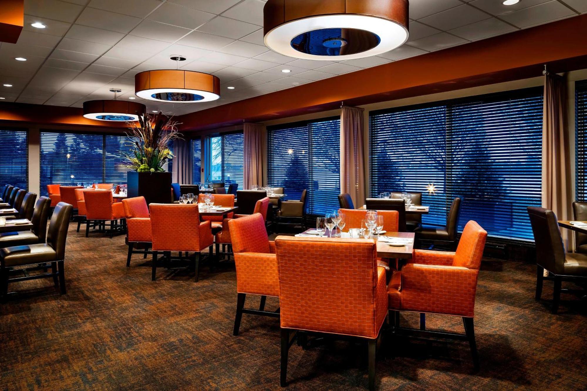 Delta Hotels By Marriott Sault Ste. Marie Waterfront Esterno foto