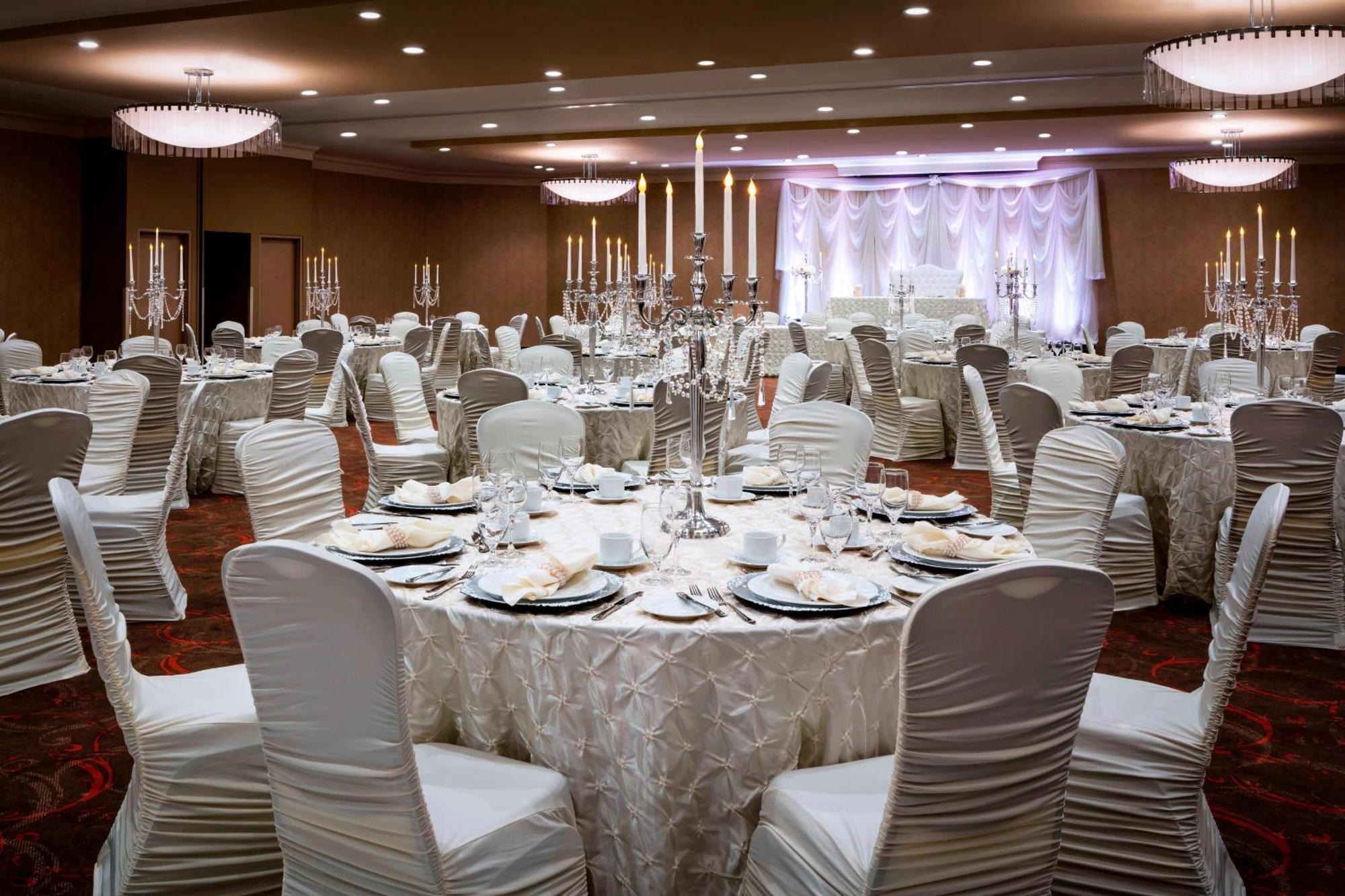 Delta Hotels By Marriott Sault Ste. Marie Waterfront Esterno foto